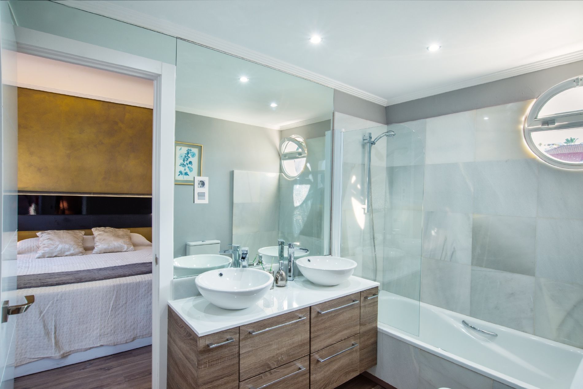 resized_resized_LB26